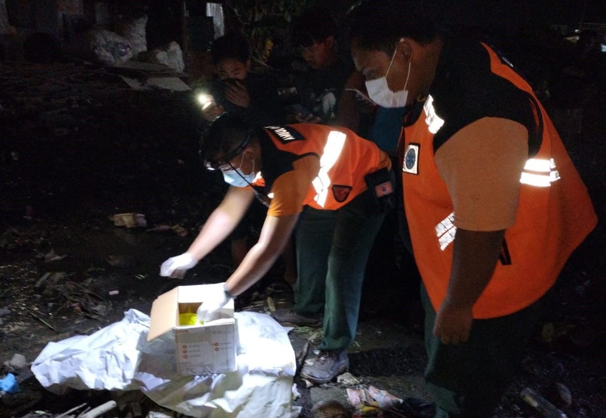 podiumnews.com-Warga Temukan Mayat Orok Bayi Membusuk di Sidakarya